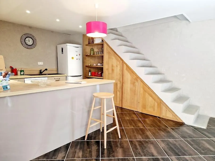 Holiday home La Maioun, Entouree De La Foret Au Calme Golinhac